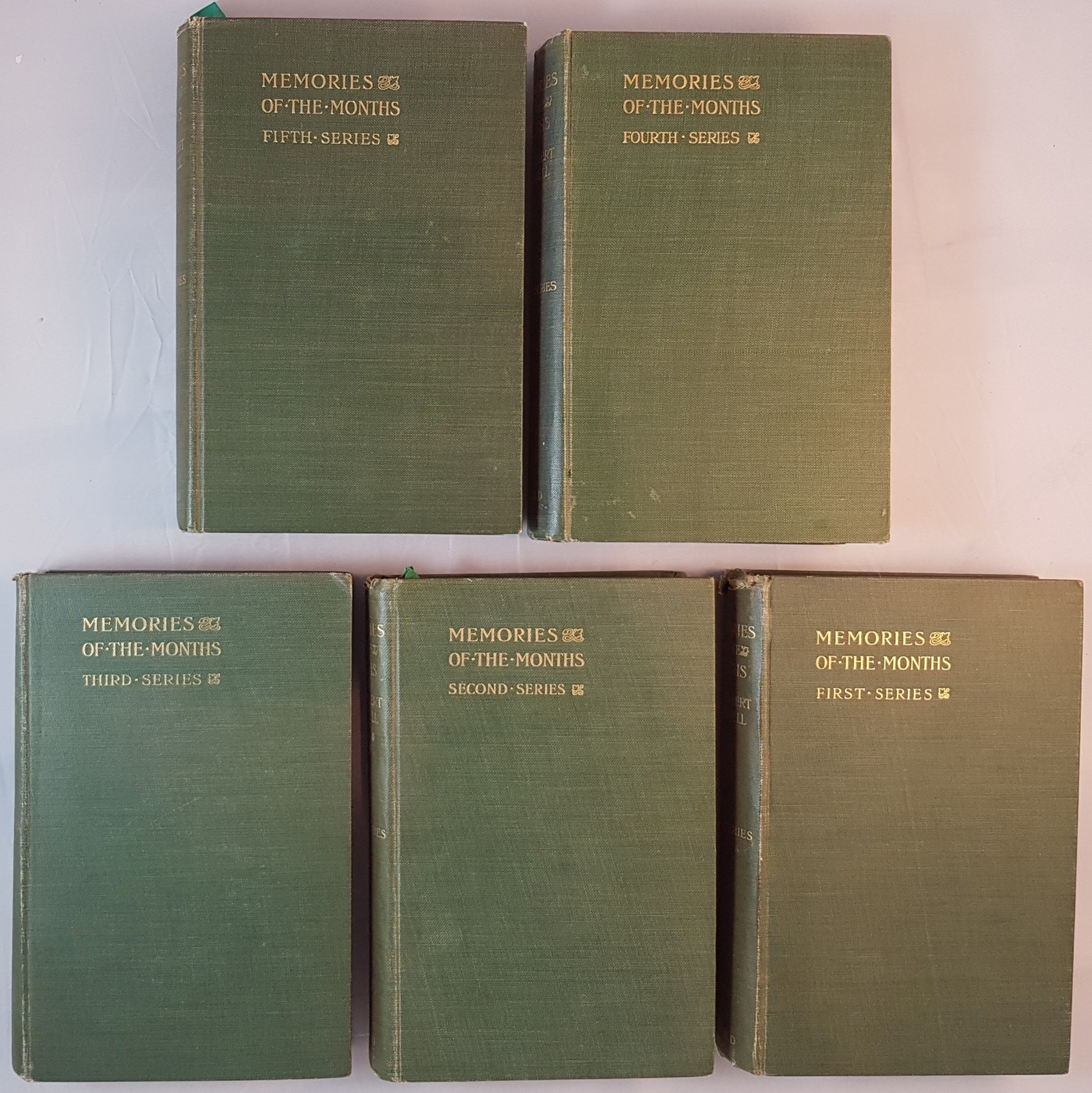 Image for MEMORIES OF THE MONTHS 5 VOLUMES